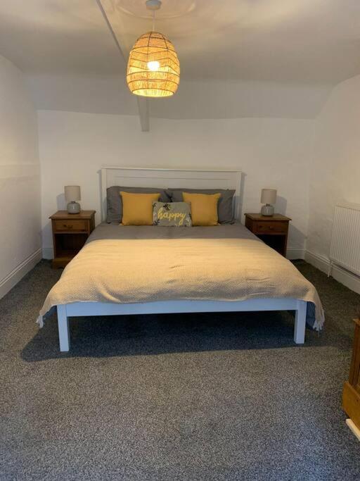 Bryndegwel In Saint Dogmaels, Cardigan- River Views, Free Parking 外观 照片